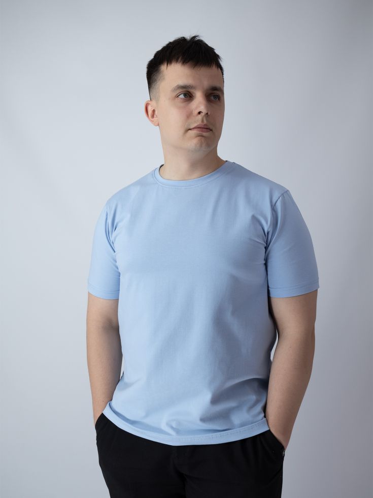 Футболка чоловіча базова блакитна